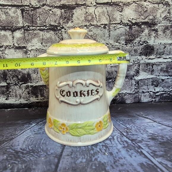 Vintage Treasure Craft Cookie Jar Pitcher Tea Pot - Picture 7 of 9